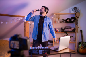 kj-singing-microphone